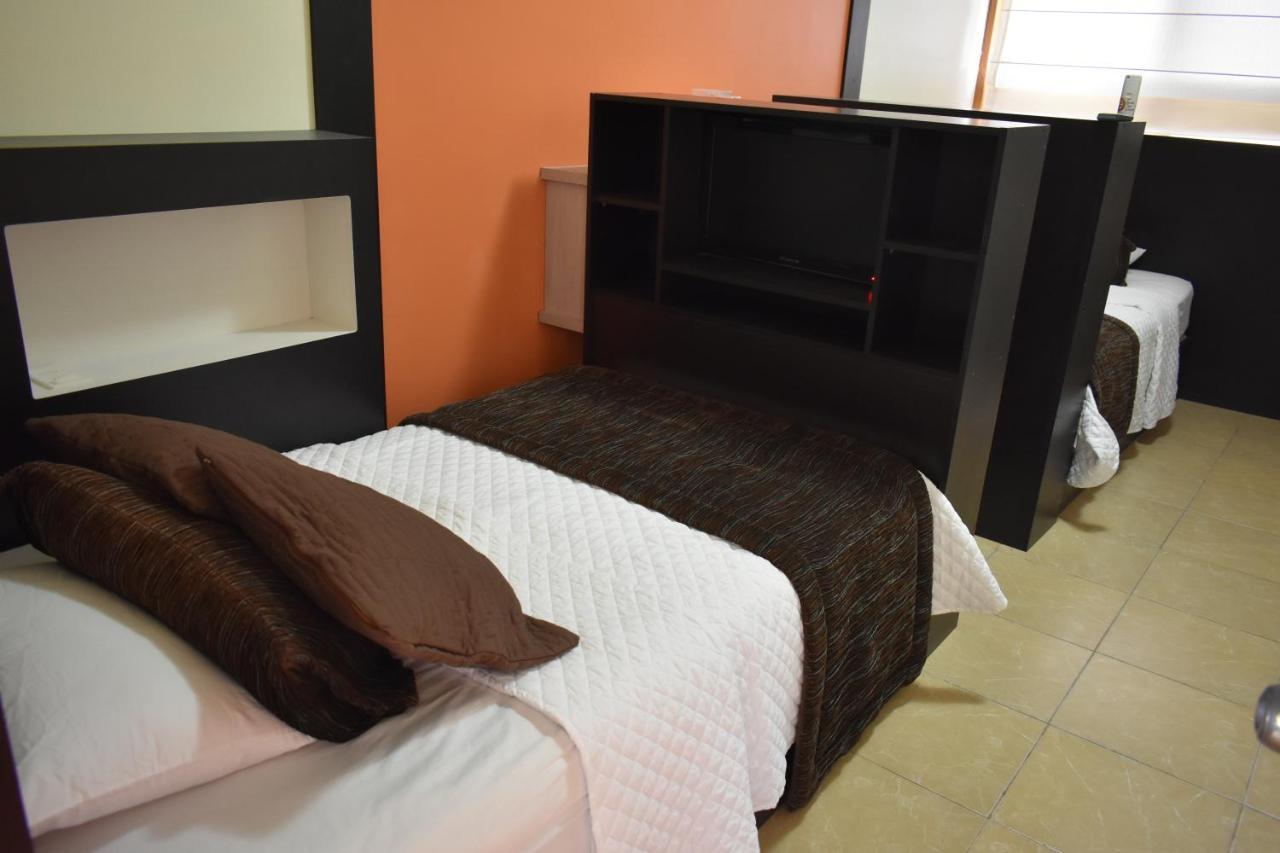Hotel La Laguna Galapagos ปวยร์โต วิลยามิล ภายนอก รูปภาพ