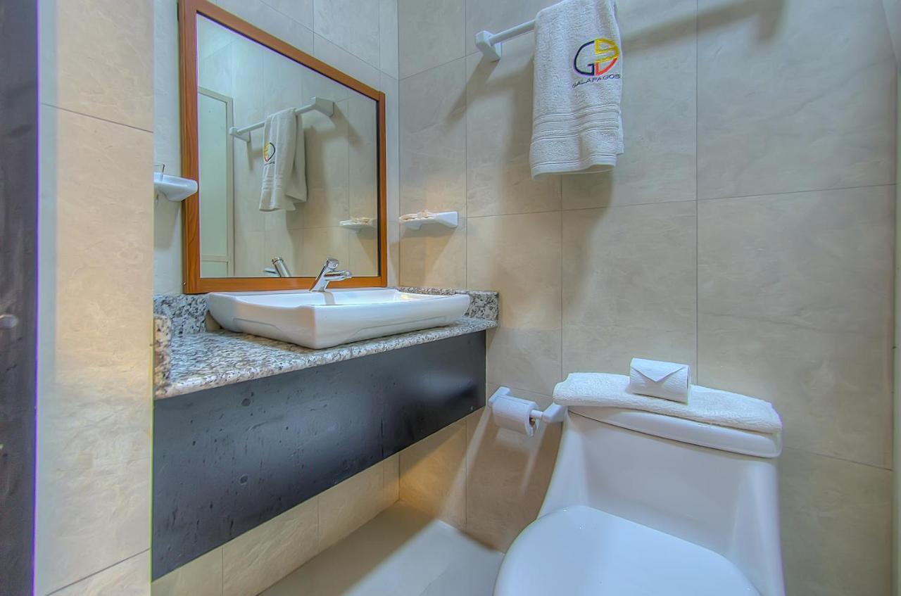 Hotel La Laguna Galapagos ปวยร์โต วิลยามิล ภายนอก รูปภาพ