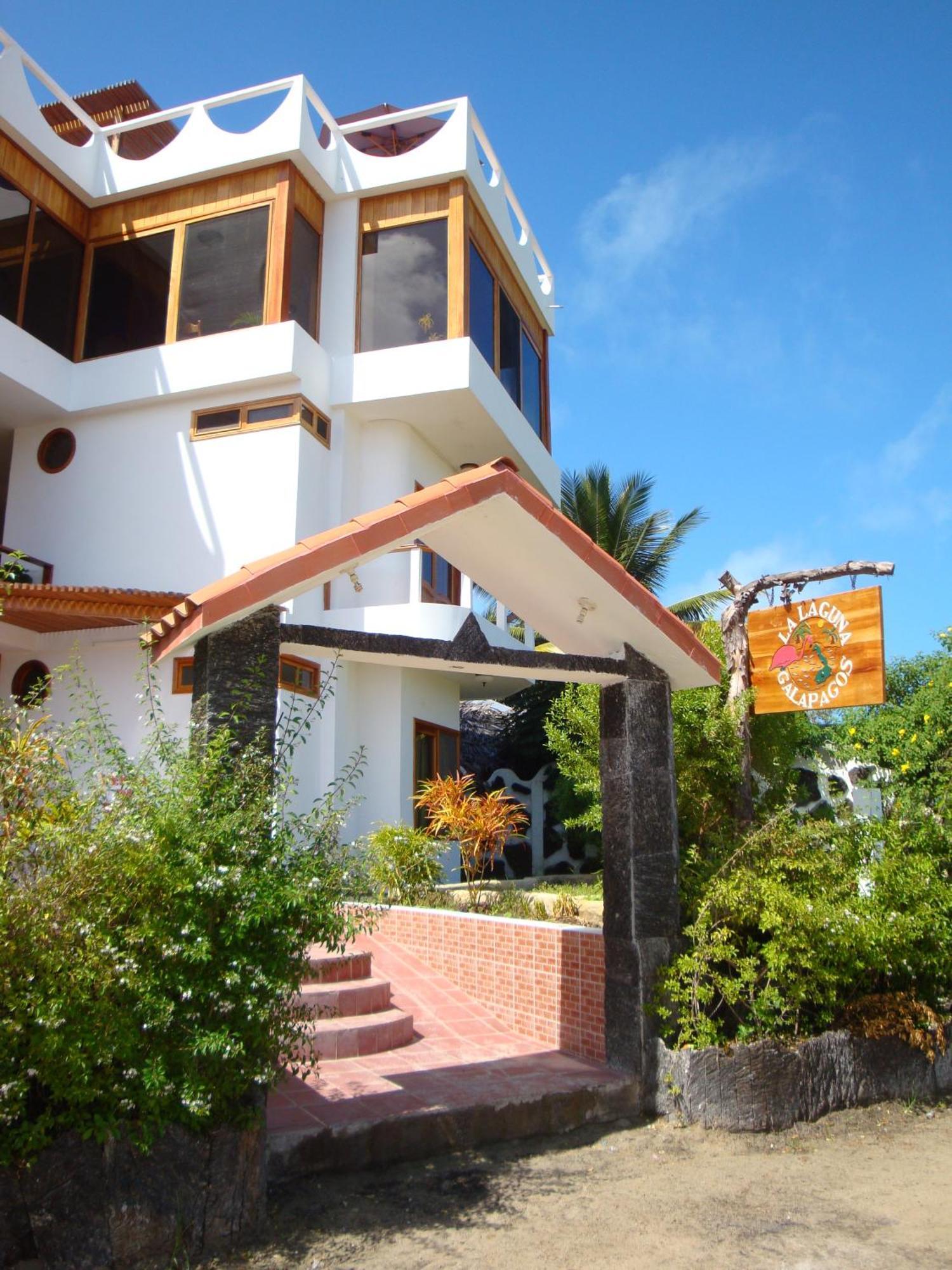 Hotel La Laguna Galapagos ปวยร์โต วิลยามิล ภายนอก รูปภาพ