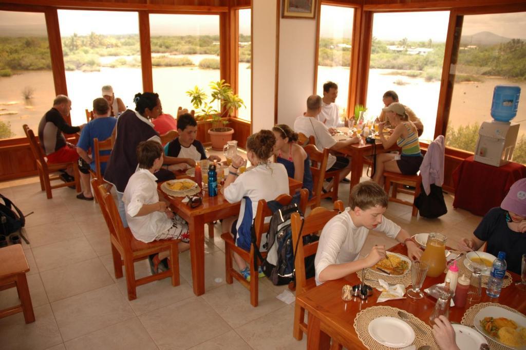 Hotel La Laguna Galapagos ปวยร์โต วิลยามิล ภายนอก รูปภาพ