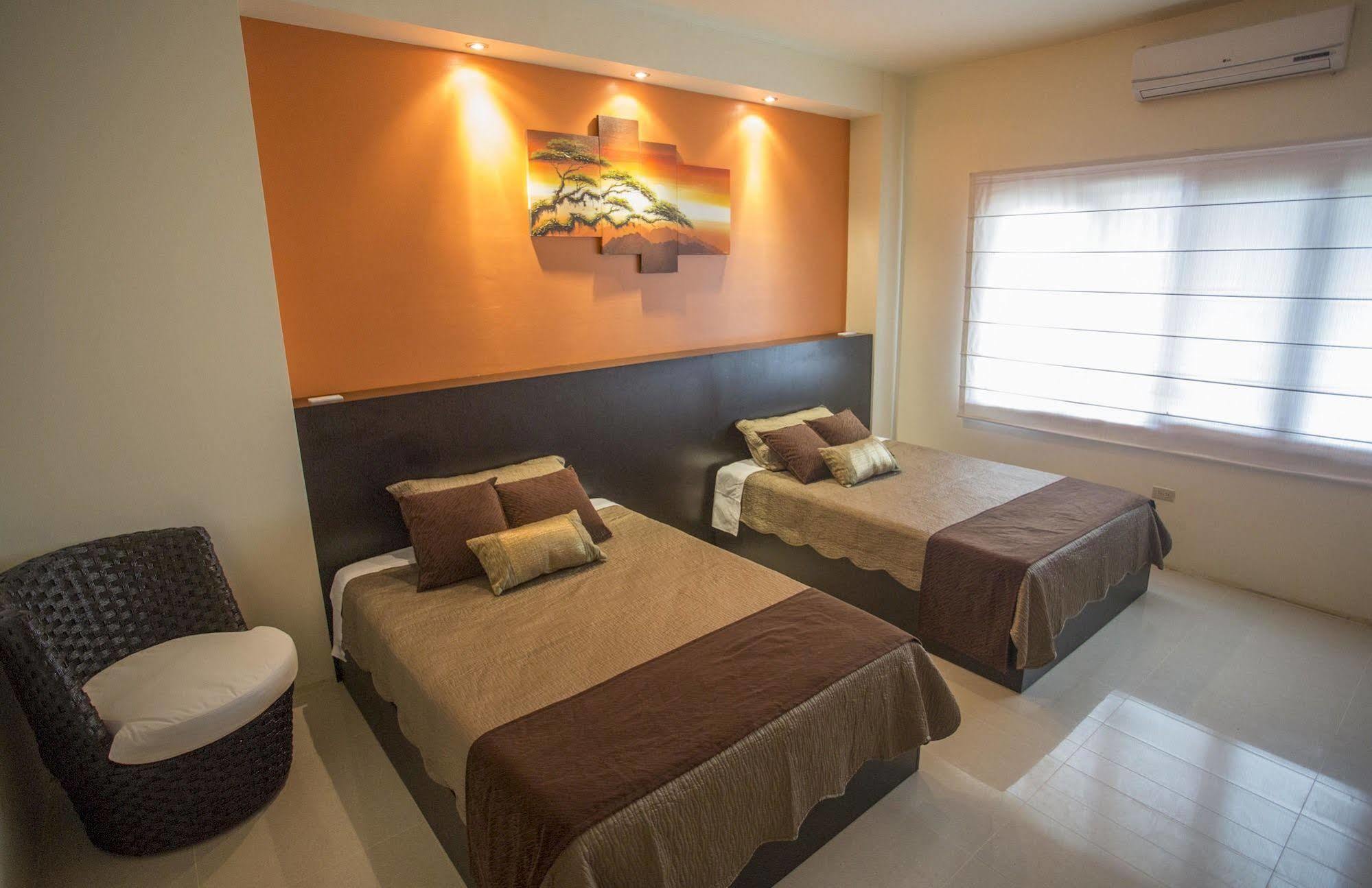 Hotel La Laguna Galapagos ปวยร์โต วิลยามิล ภายนอก รูปภาพ