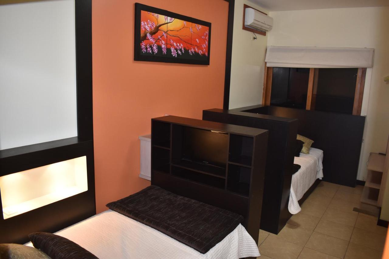Hotel La Laguna Galapagos ปวยร์โต วิลยามิล ภายนอก รูปภาพ
