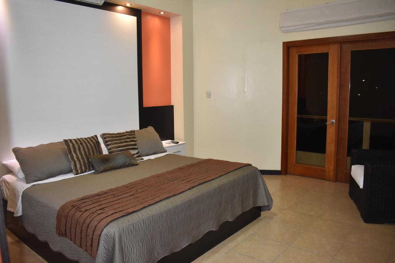 Hotel La Laguna Galapagos ปวยร์โต วิลยามิล ภายนอก รูปภาพ